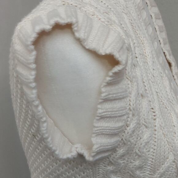 Aerie Cable Knit Cream Sweater Vest  XS GrandmaCore Cozy Comfy Winter Cabincore - Picture 7 of 11